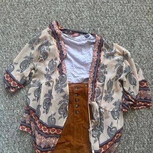 American Eagle Outfitters Cream and Black Kimono